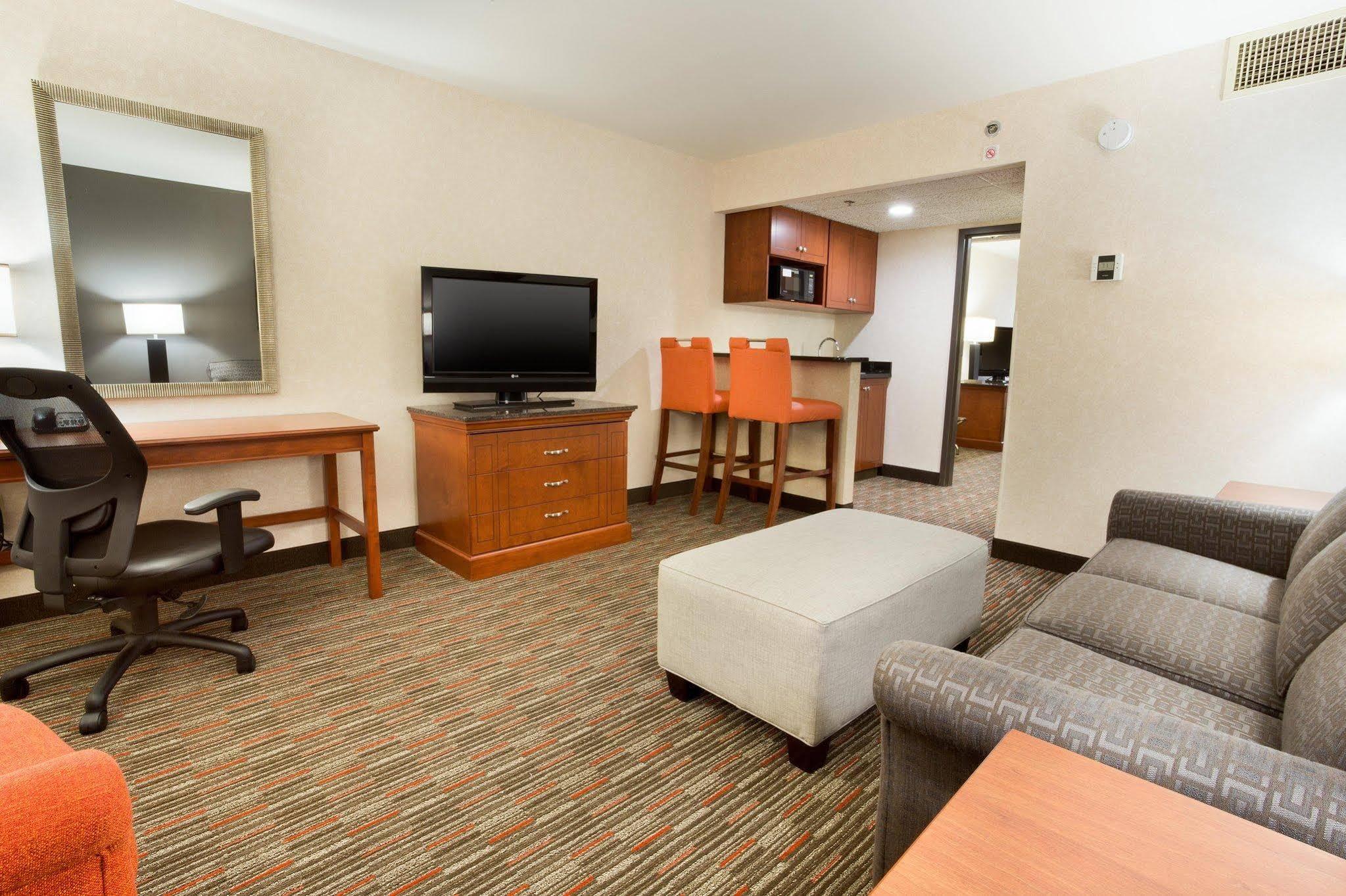 Drury Inn & Suites St. Louis Creve Coeur Exteriör bild