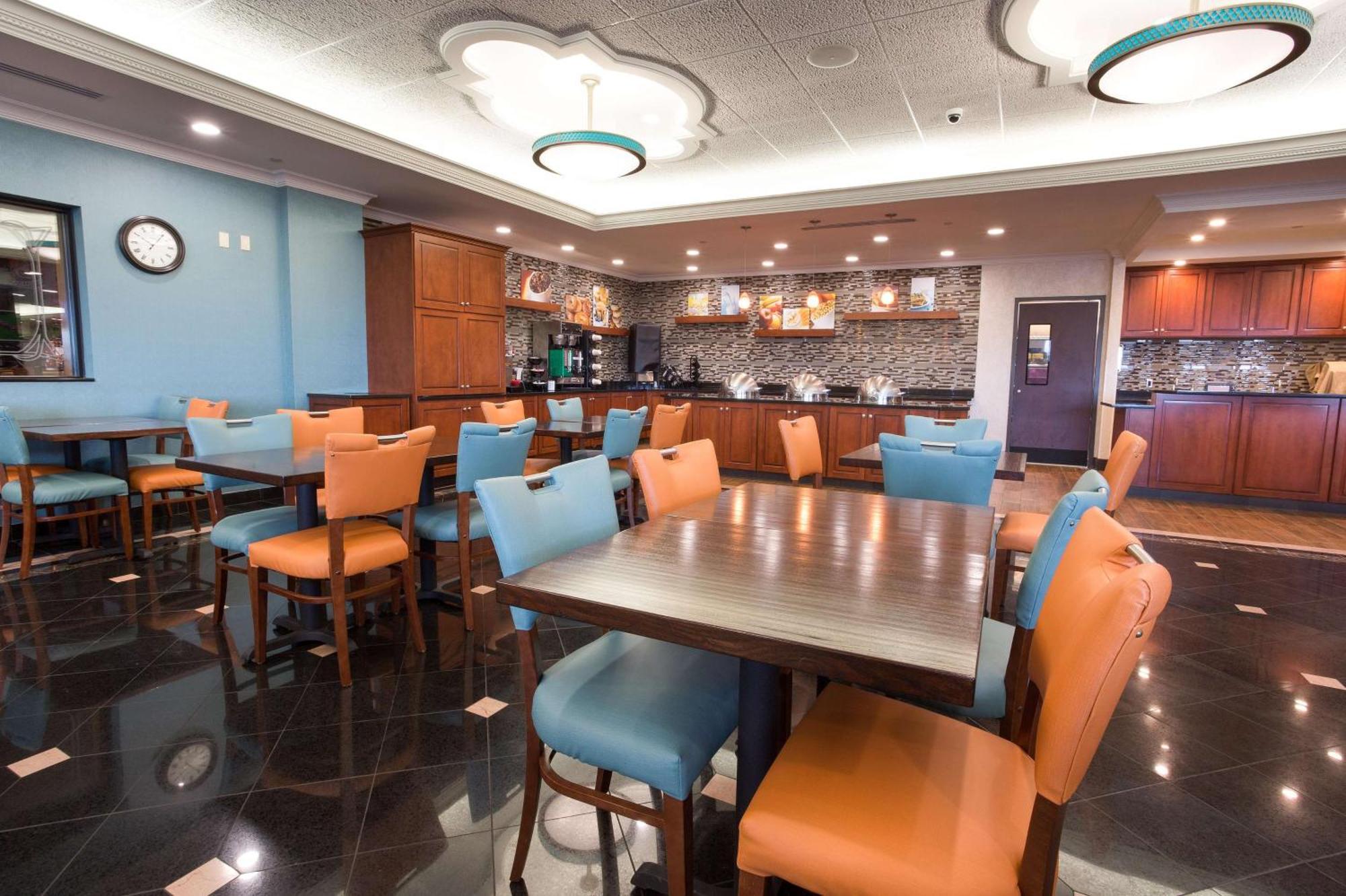 Drury Inn & Suites St. Louis Creve Coeur Exteriör bild