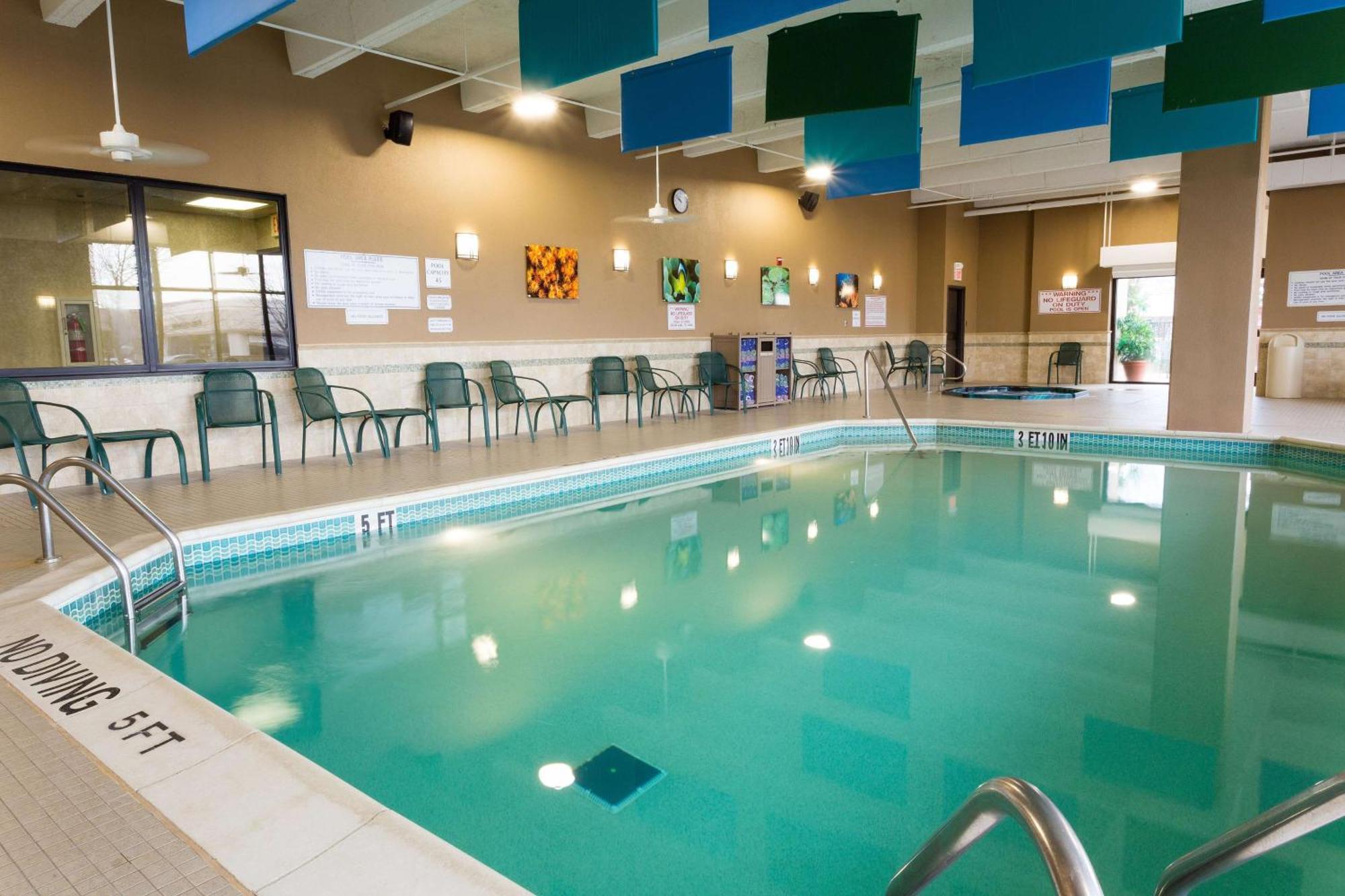 Drury Inn & Suites St. Louis Creve Coeur Exteriör bild