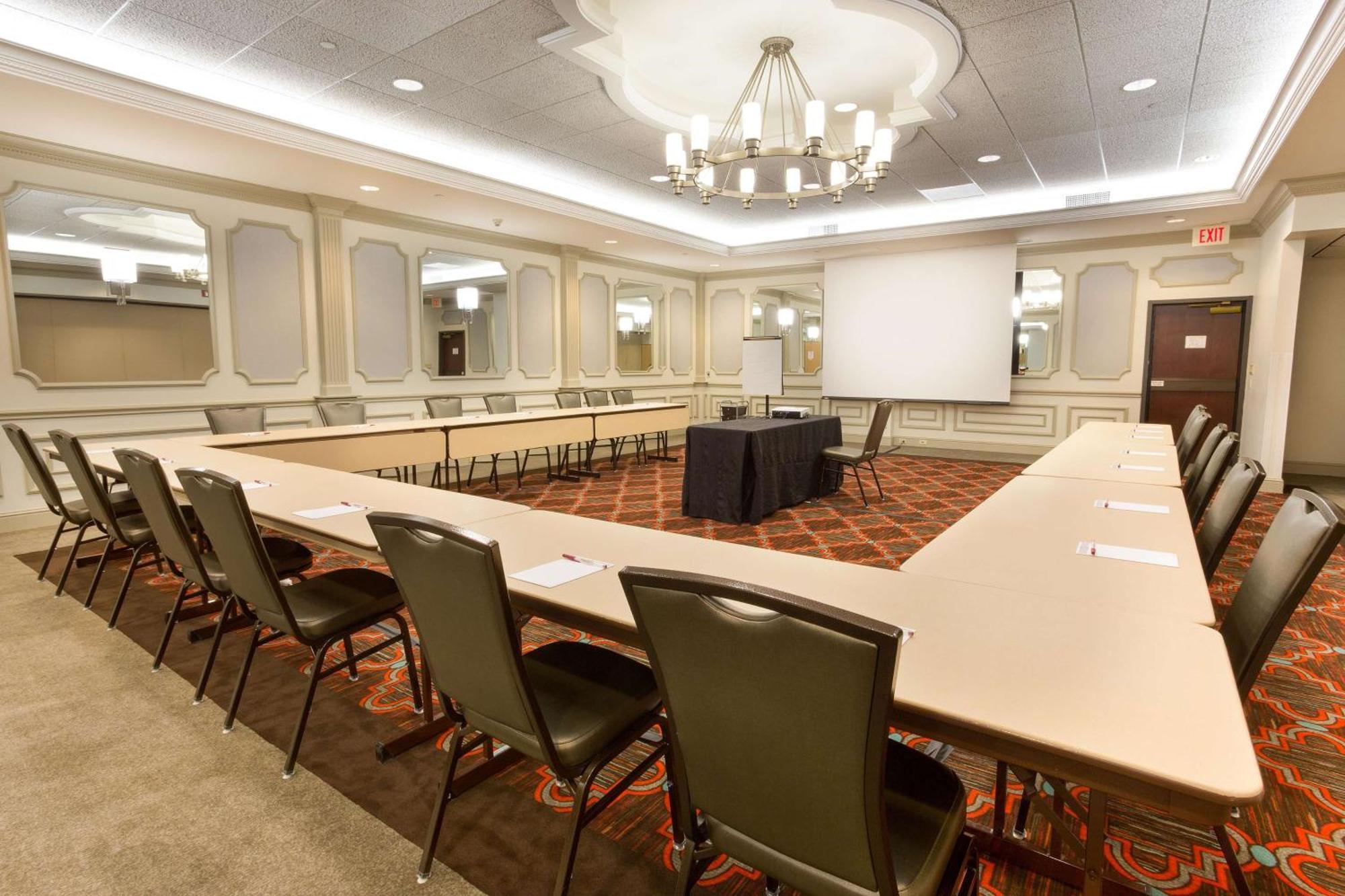 Drury Inn & Suites St. Louis Creve Coeur Exteriör bild